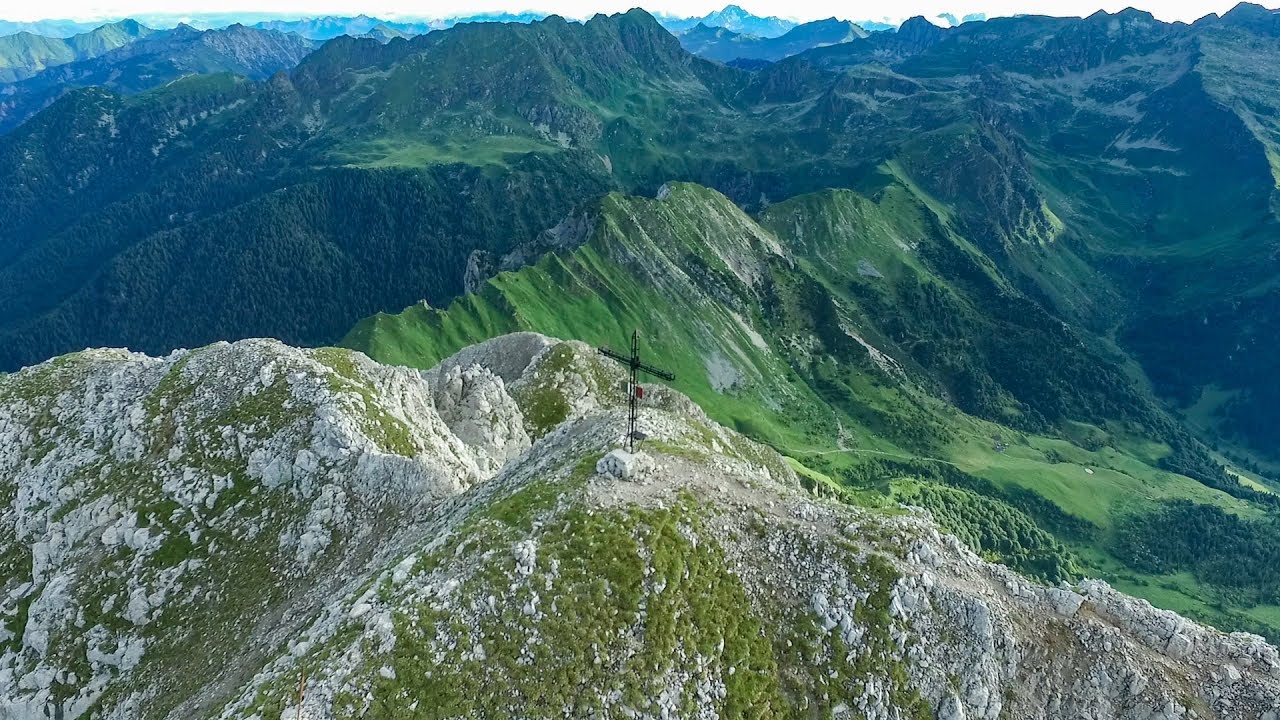 La Corna Piana e le pareti nord dell'Arera - Valle Brembana - Orobie