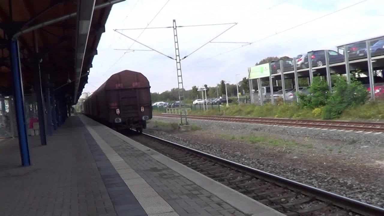 Diesel BR 223-141 ENERCON mit g&uuml;terzug durchfahrt des Soester Bahnhofs