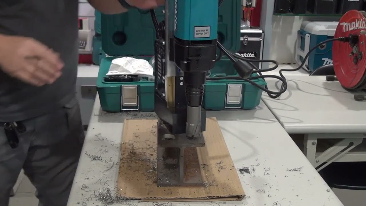 Makita HB350 Magnetic Drill