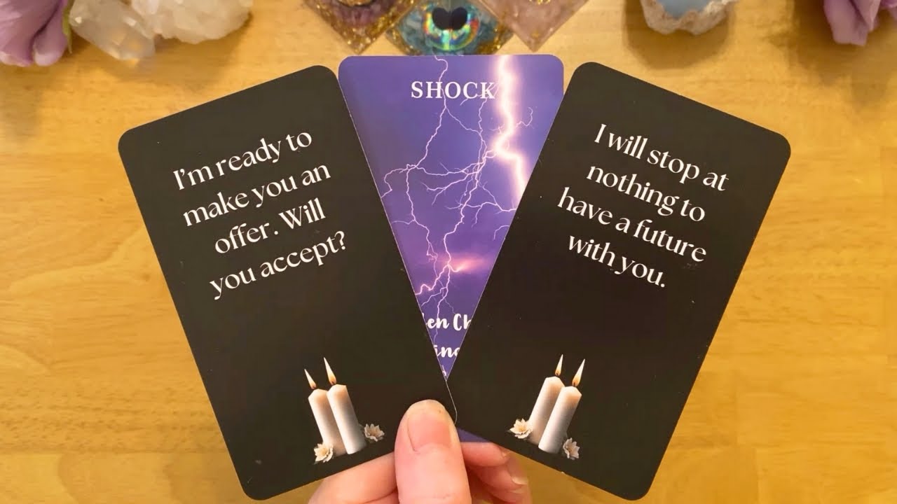 THE PERSON YOU'RE WAITING FOR IS ABOUT TO SHOCK YOU 😍 AMAZING LOVE OFFER COMING IN! 🩷 (LOVE READING)