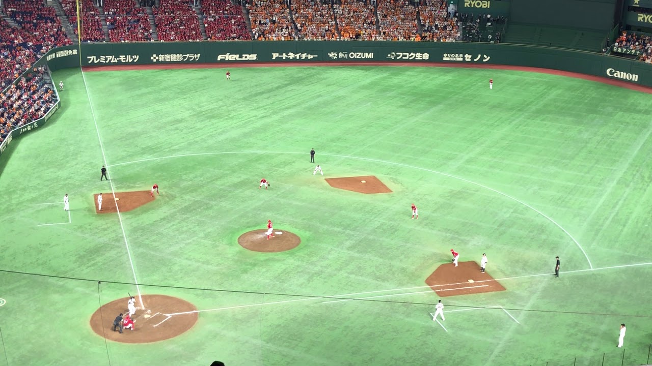 Yomiuri Giants vs. Hiroshima Carp