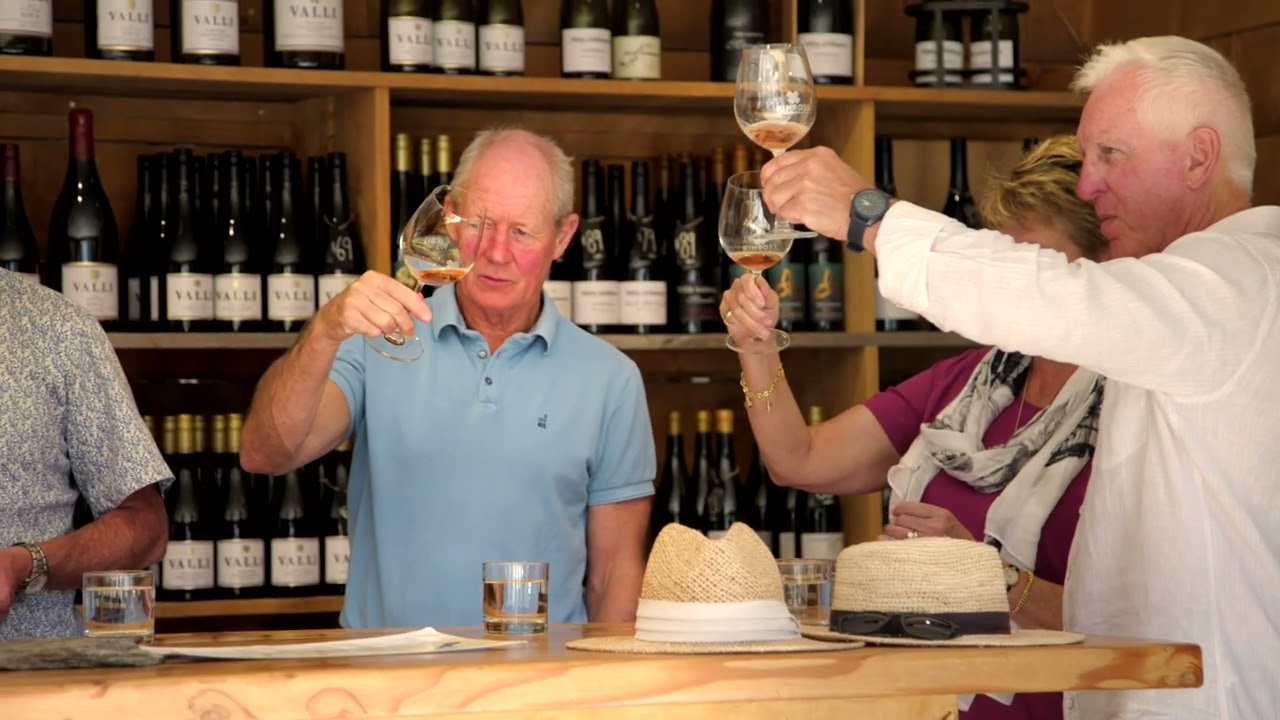 VIP Drop & Hop Wine Tour - Queenstown - www.bookme.co.nz