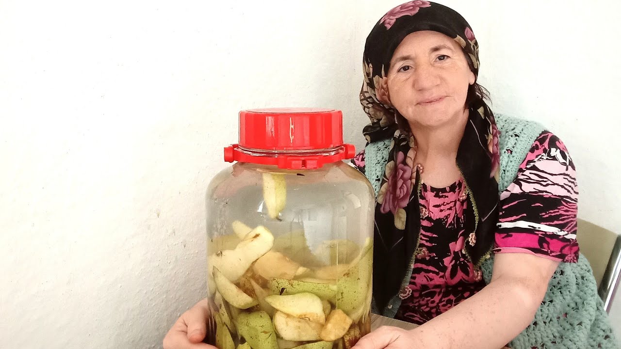 Этот маринованный огурец сильно отличается от других! Маринованная груша.