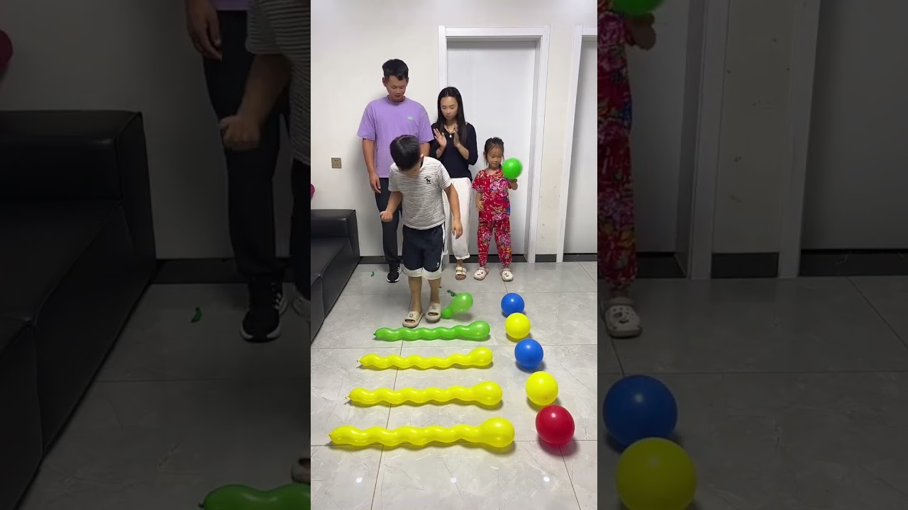 Family Balloon Stomp Challenge #Funny #Comedy #Fun #FunnyShorts #FunnyFails #FunnyGames