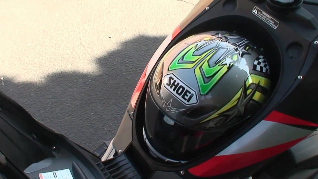 Scooter Walk Around Video - Aprilia SR 50 R Factory
