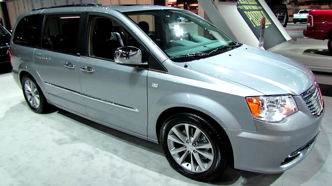 2014 Chrysler Town & Country 30th Anniversary Edition - Walkaround - 2014 Chicago Auto Show