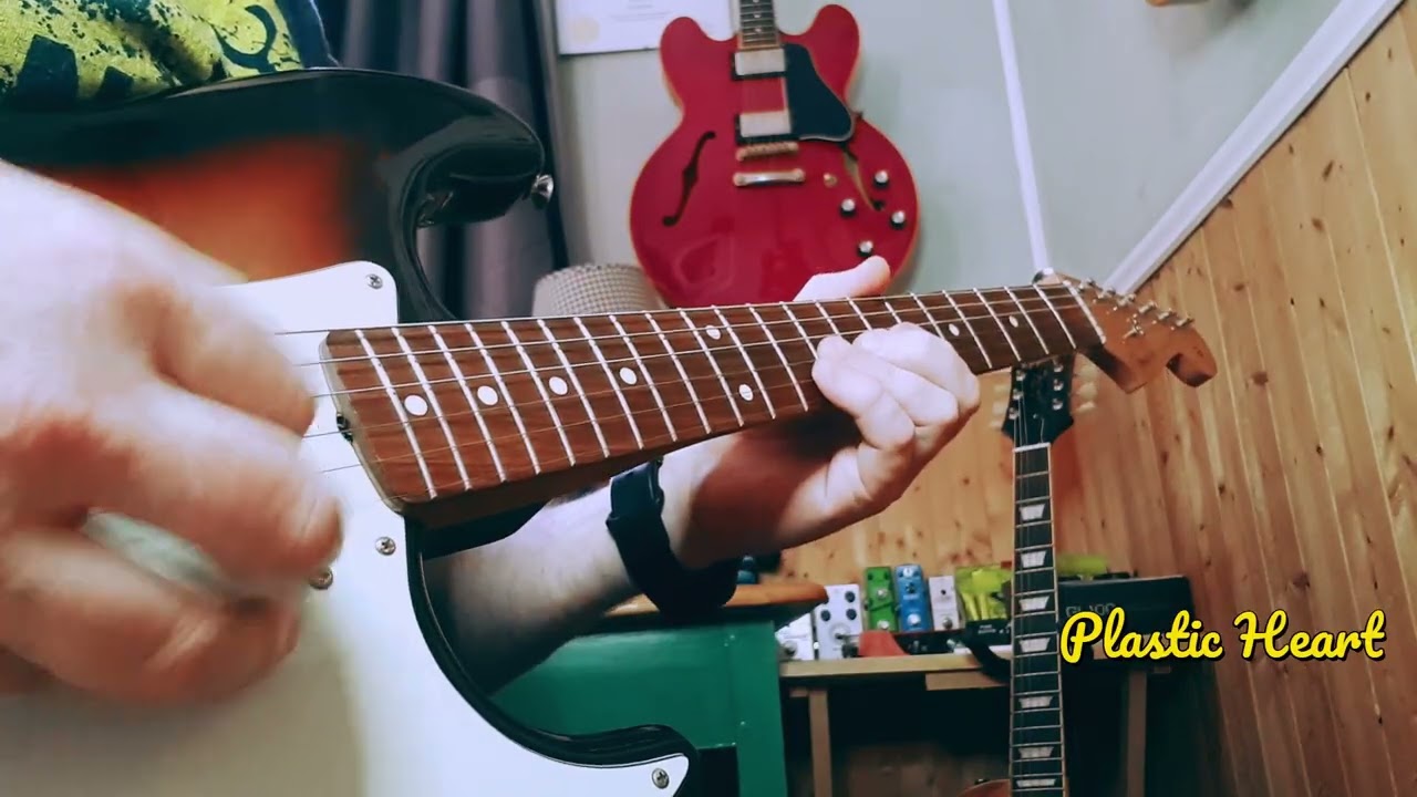 Plastic Heart #youtubevideo #youtubevideos #guitar #fender #electricguitar #stratocaster #guitarist