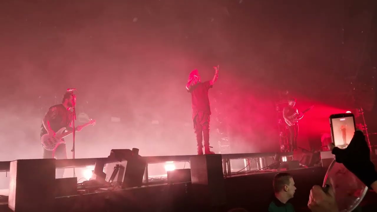Lorna Shore - Pain Remains III part 2 live in Amsterdam, I Feel The Everblack tour 2026