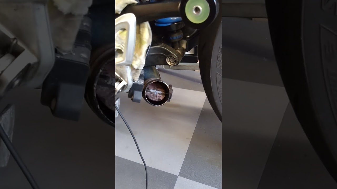 BMW R nineT Auspuffklappe mit Healtech Switch Servo Eliminator ESE-SW-BM1 angesteuert