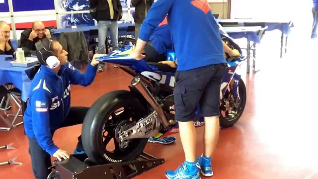 Suzuki MotoGP test Mugello 2014 Sound - Moto.it