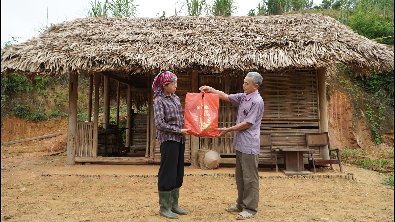 A Single Mother Works Hard Every Day to Slowly Build a Better Life Again