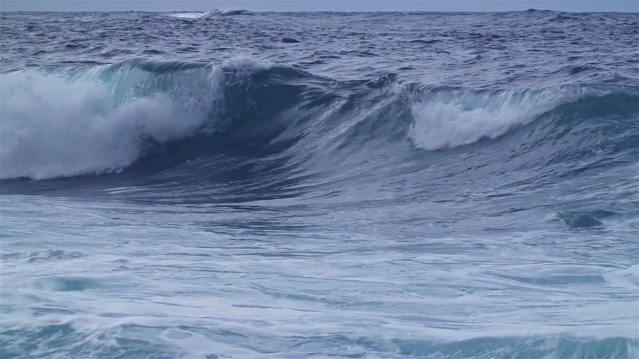 🎸 Looming Tides | A Cinematic Orchestral Classical Guitar Manifesto🎬