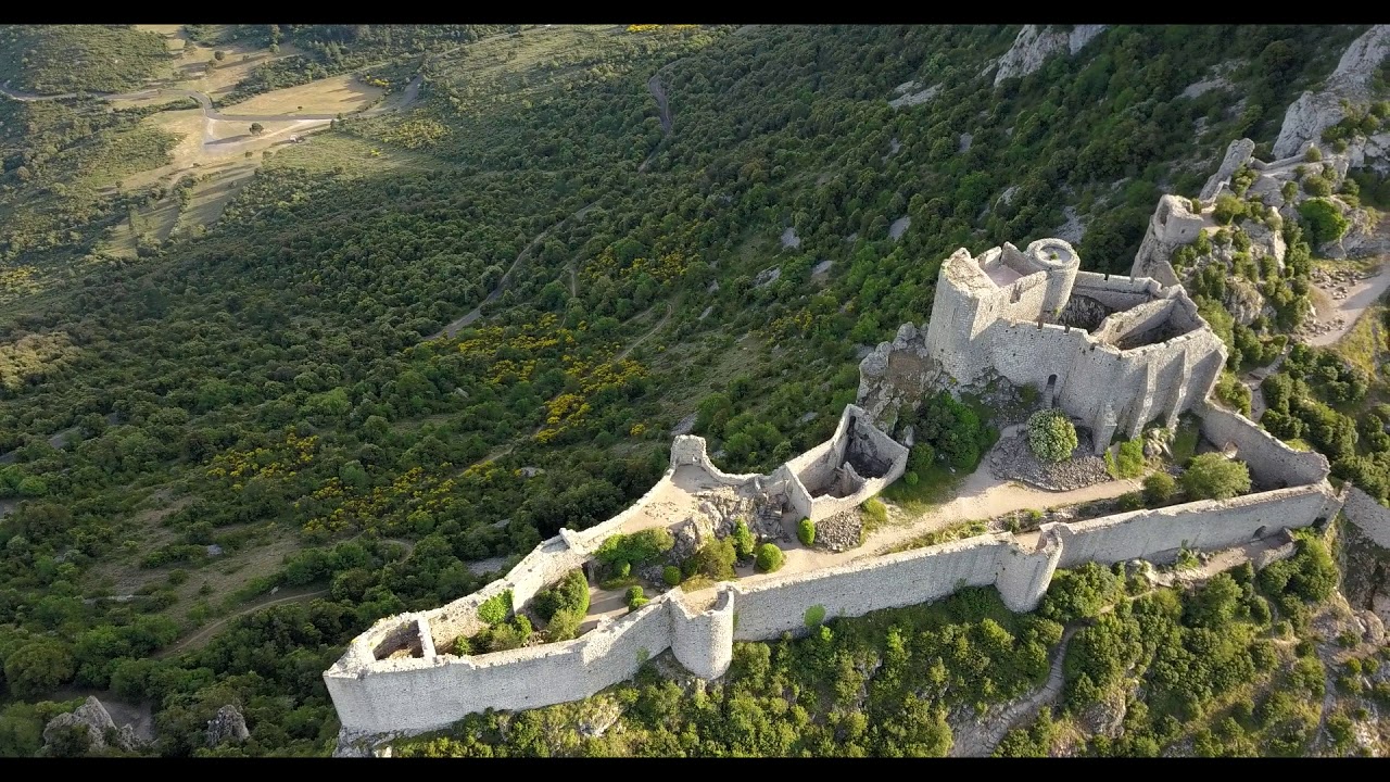 Ch&acirc;teau de Peyrepertuse by drone (Cathar Castle)
