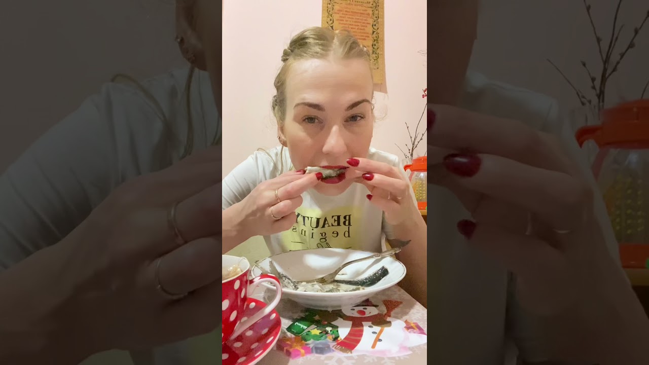 Мукбанг: у мамы ряпушка и шоколадка