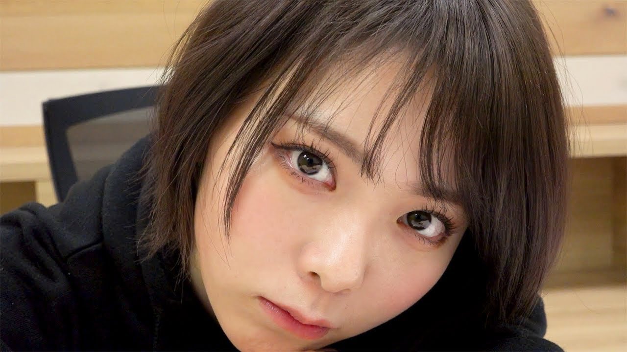 素の西村歩乃果、8分間