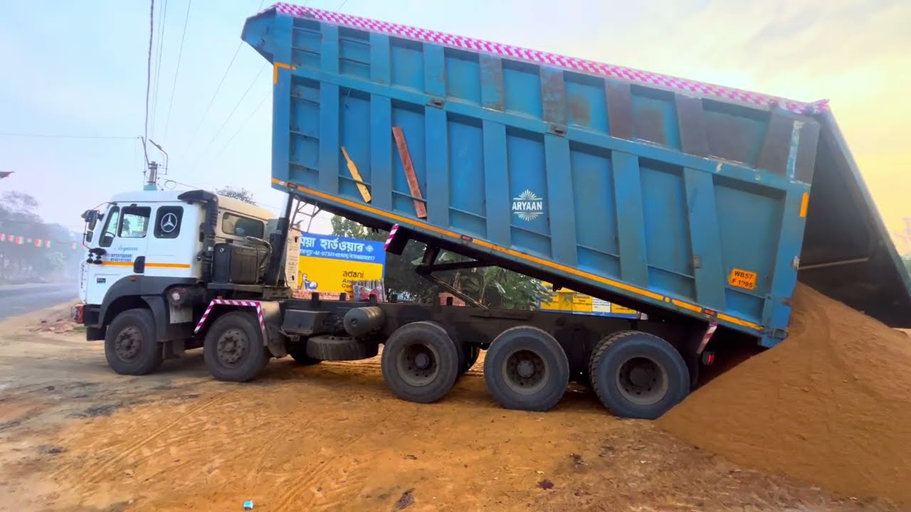 Dumptruck Dumphar Unloading Video