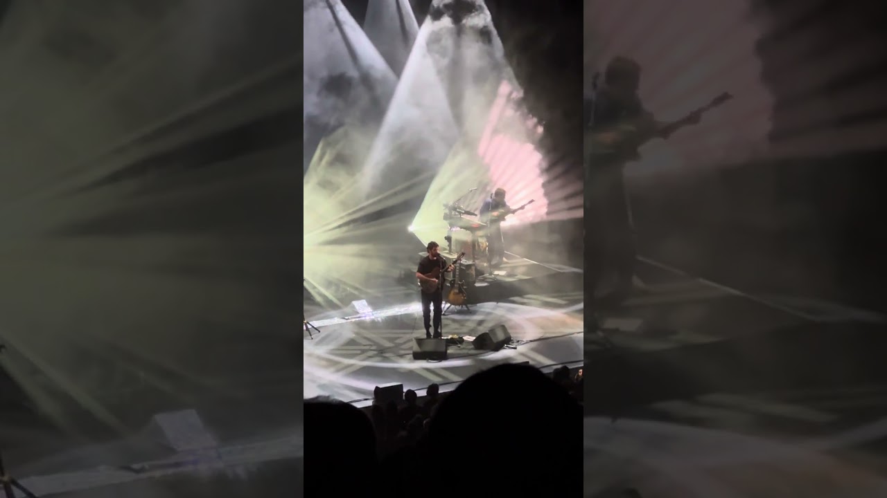 Nick Mulvey - Meet Me There (Live at the Hammersmith Apollo)