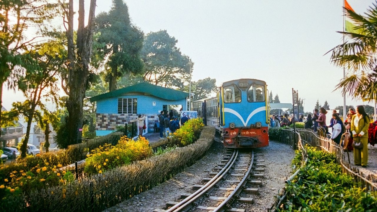 The Final Whistle || Capturing the essence of Darjeeling on 35mm Film