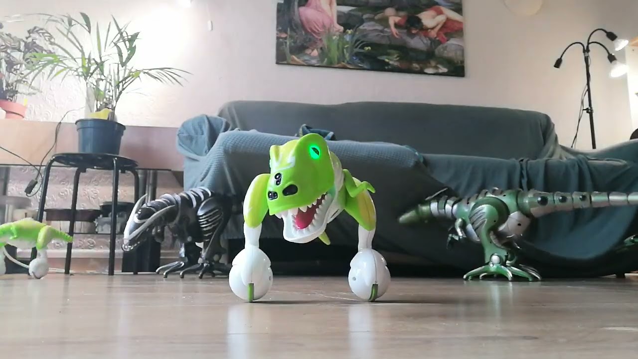 Adding even more zoomer dinos, Roboreptile and 2 roboraptors roaming 
