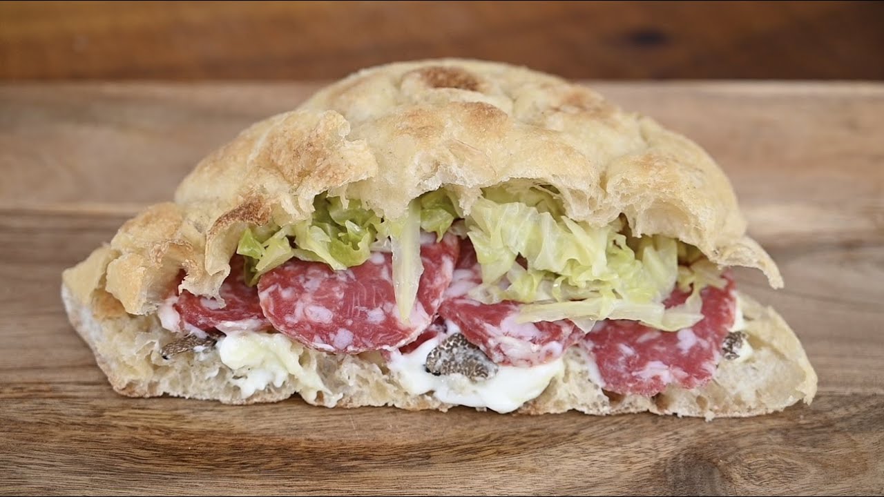 Panino con Salame felino IGP