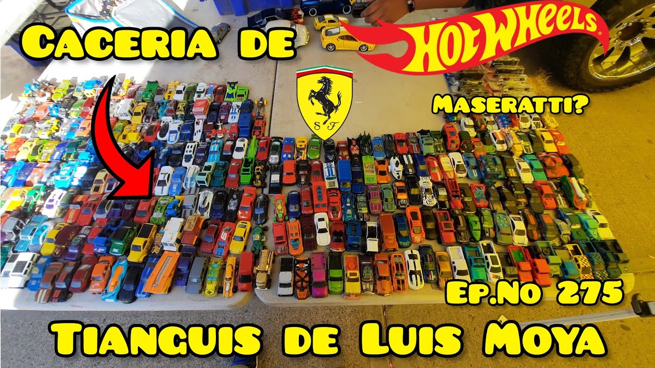 Cacería de #hotwheels en el tianguis de Luis Moya, Zacatecas  #ferrari #maseratti