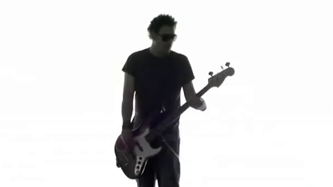 Squeeze Theeze Pleeze - D'Song (Videoclipe Oficial)
