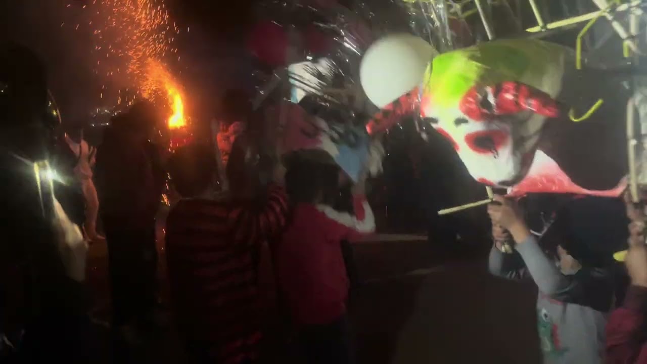 Carnaval Santa María Tlalmimilolpan, viernes quema de toritos para niños . Charlys 5-50