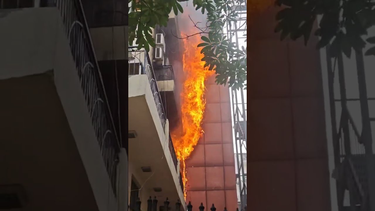 Fire in Noida Sec 63 office building live because of AC #fire #noidafire
