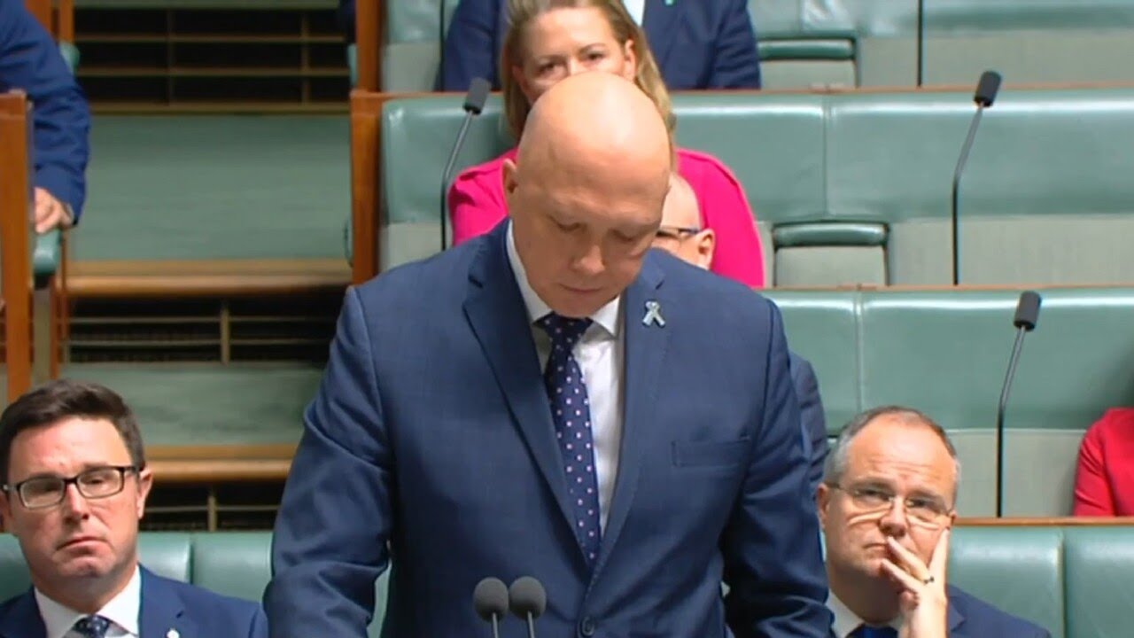 Dutton 'struggled to contain his emotions' in tribute to Qld police officers