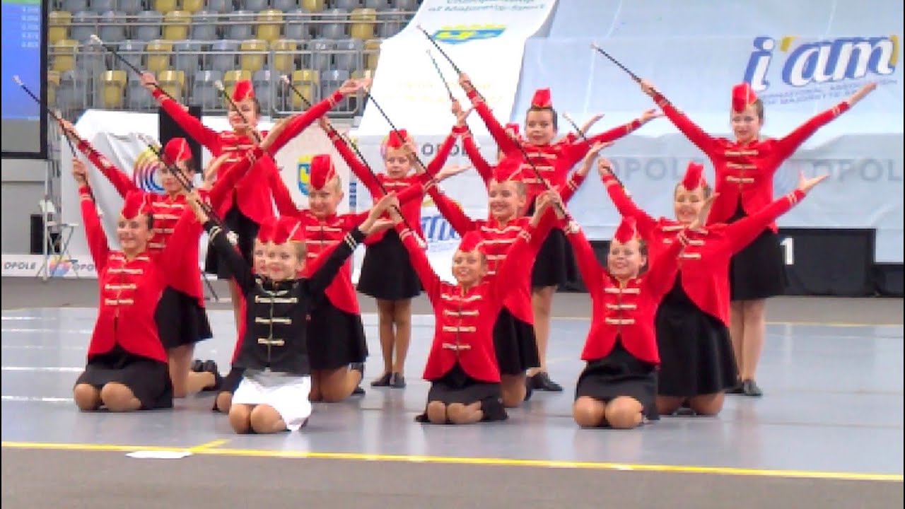 Mażoretki 'FINEZJA' - Wschowa / Majorettes