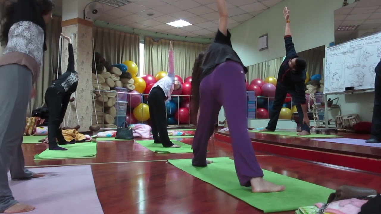 Medical Yoga Sessions by Master Doctor Shashikant 
