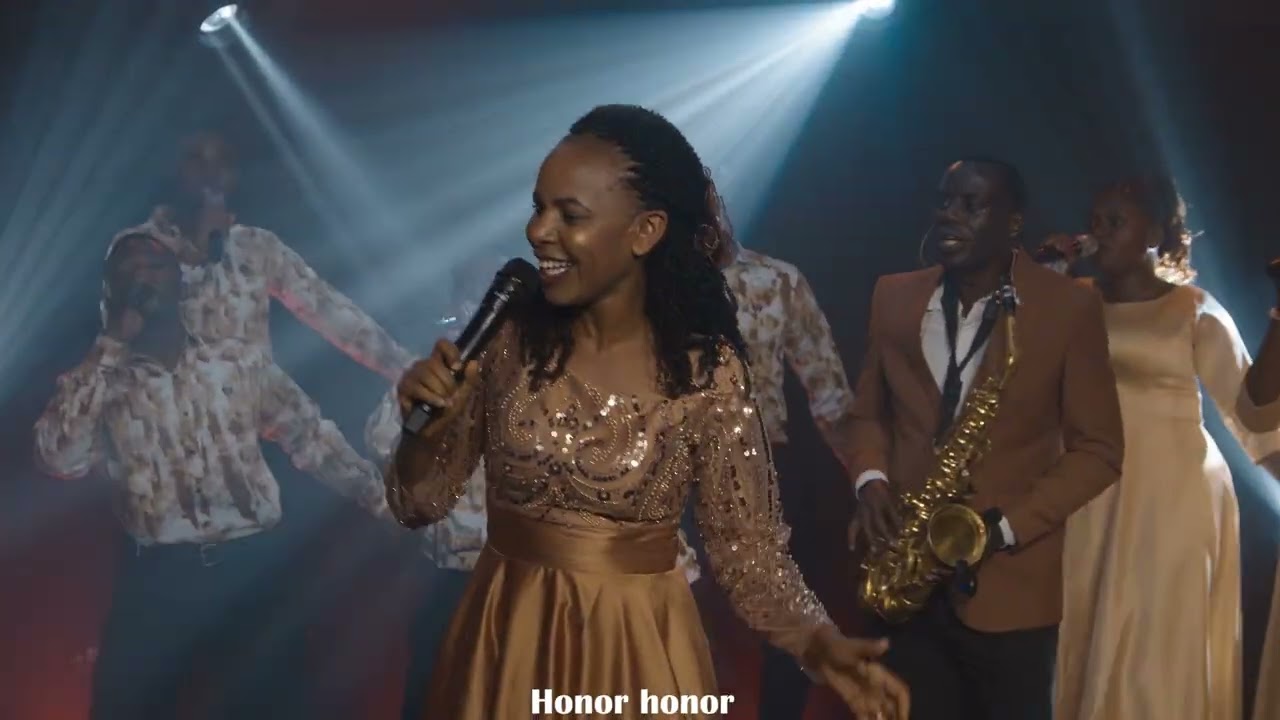 SAUTI YA KUHANI - MUNGU WA MILELE Live Music video
