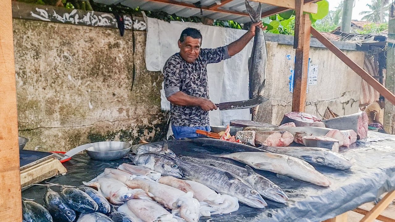 Clever Man Super Speed Fish Cutting | Fast Fish Cutting Skill By Fisherman | Live In Fish Market