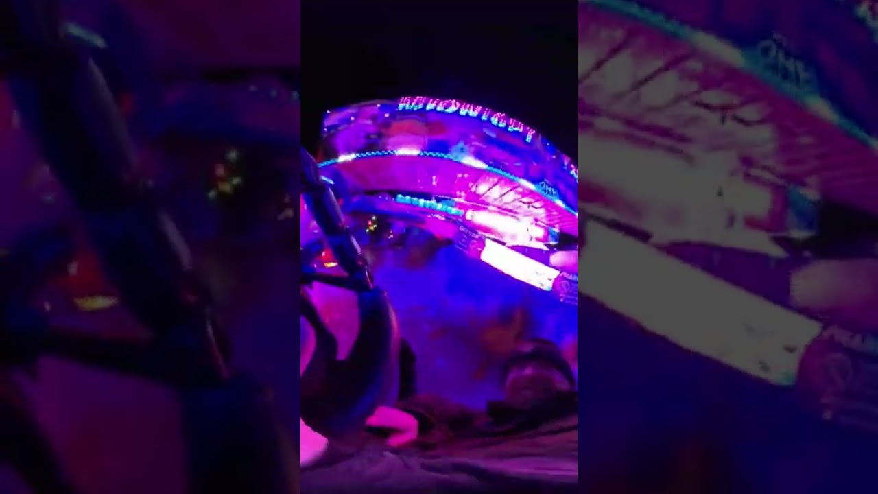 MIDNIGHT EXPRESS TONY SCREAMS #matterhorn #funfair #onride #360 #shorts #omg #nighttime #kermis