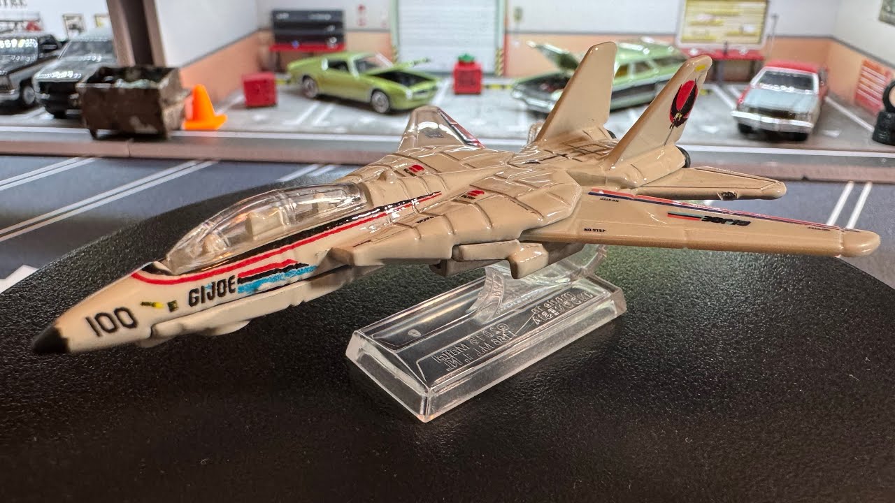 G.I. Joe Combat Jet Skystriker - Hot Wheels Premium Grumman F-14 Tomcat