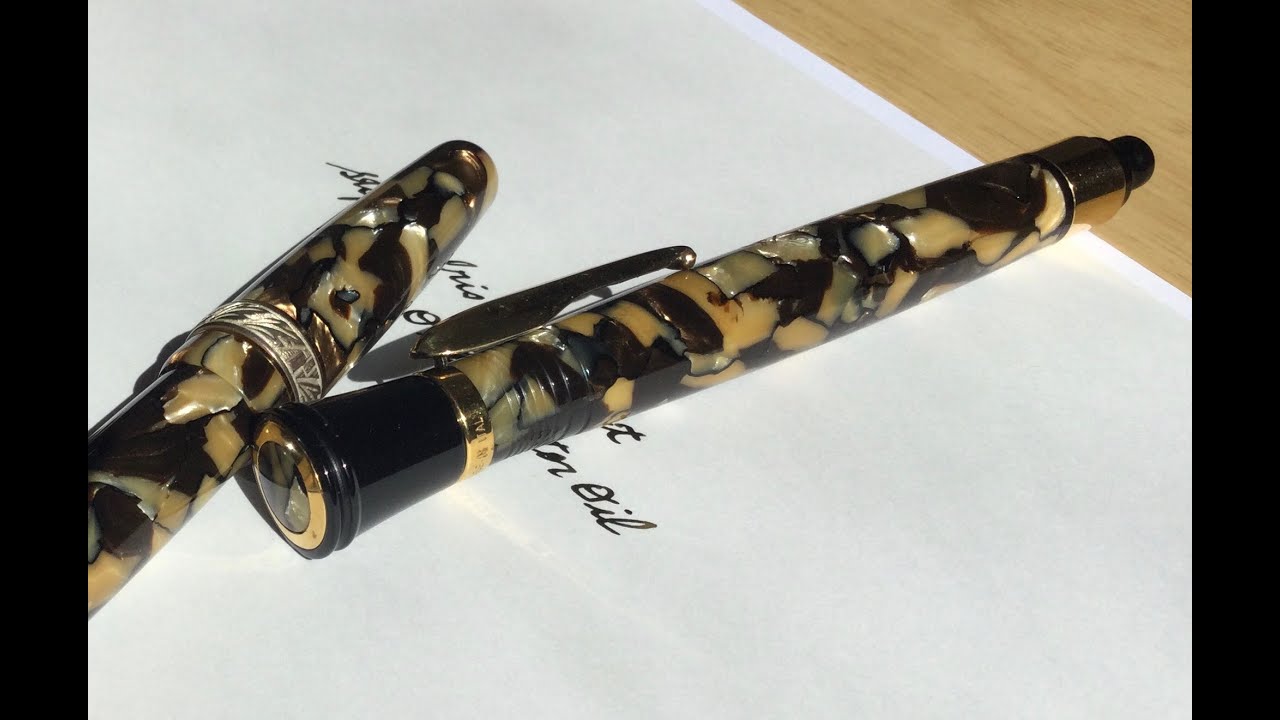 Stipula Iris Fountain Pen with Retractable Nib