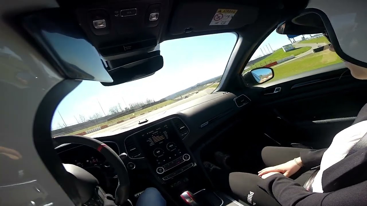 Learning Renault megane 4 RS Nürburgring grand prix track