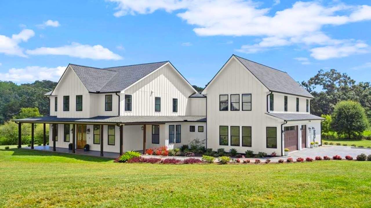 Inside 2 Modern Luxury Farmhouses That Will Leave You Speechless!!