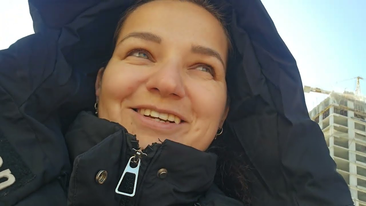 Погуляли и замерзли🤪We walked and froze