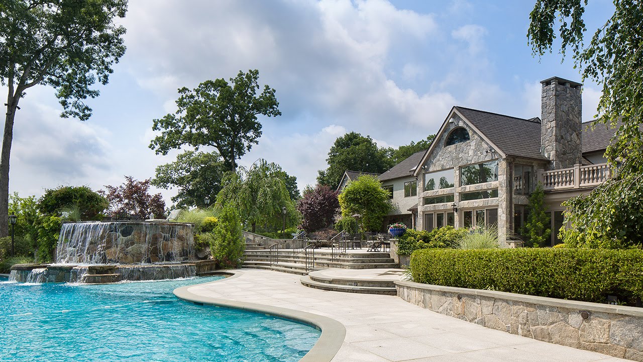 18 Carey Drive Bedford NY Real Estate 10506