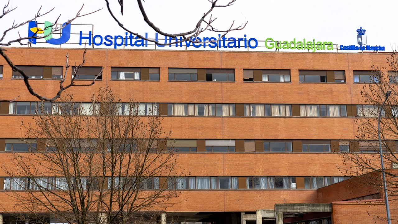 Dos años esperando una operación: denuncia del PP