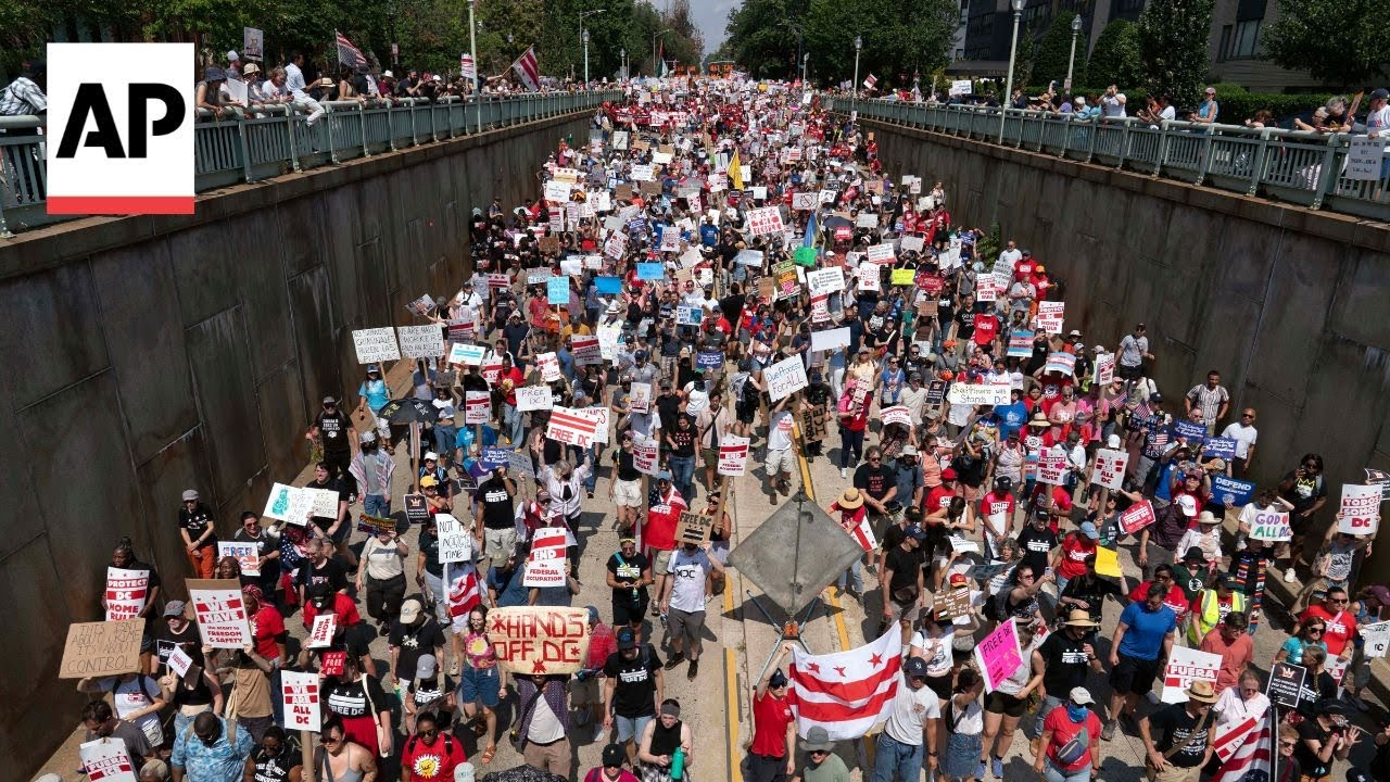 Thousands protest for a 'Free DC' against federal control in Washington