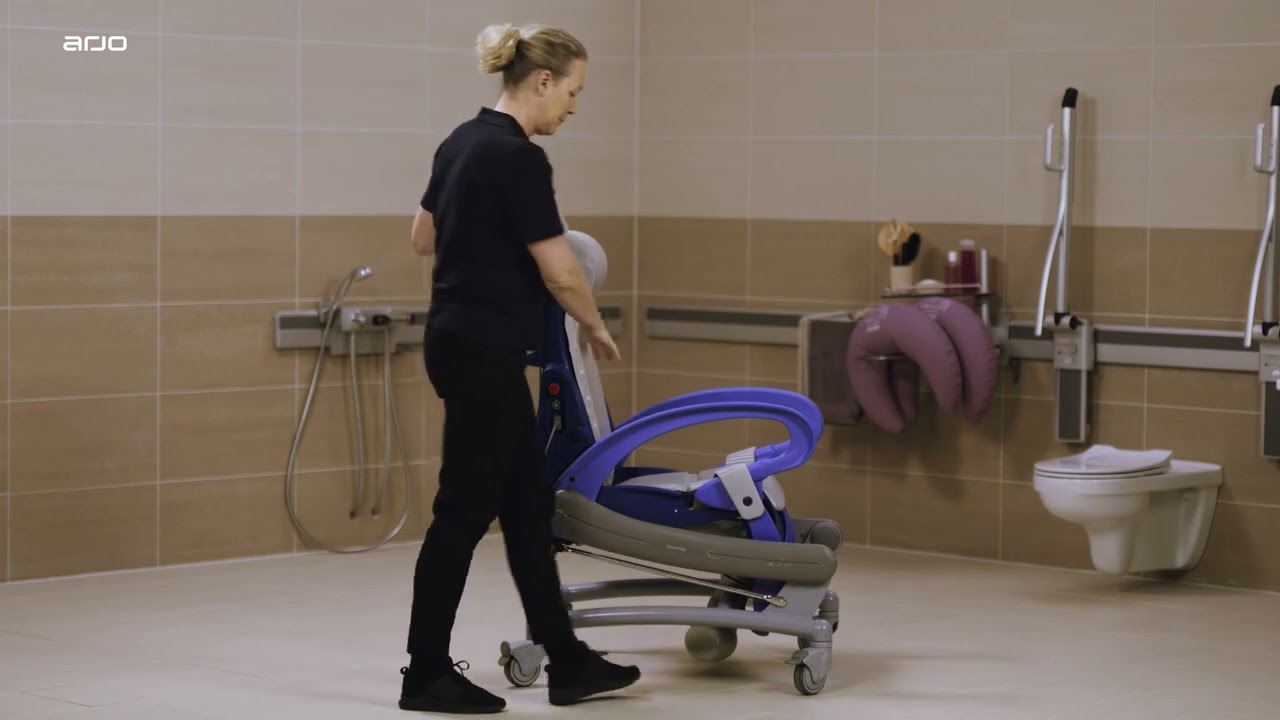 Demonstration of the Carendo multipurpose hygiene chair | Hygiene | Arjo Global