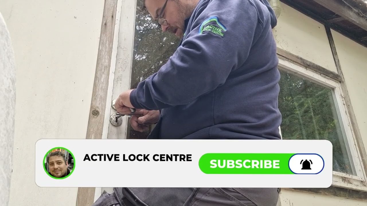 Real time picking Open a 5 Lever ERA Fortress Lock on a live job doing a Shelley Door 🔐