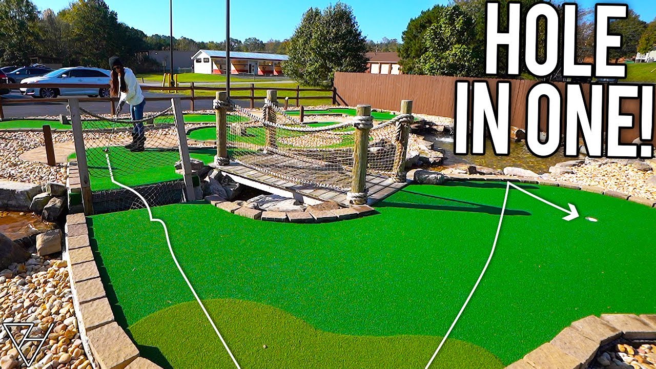 EPIC Mini Golf Hole In One! Unbelievable Putt!