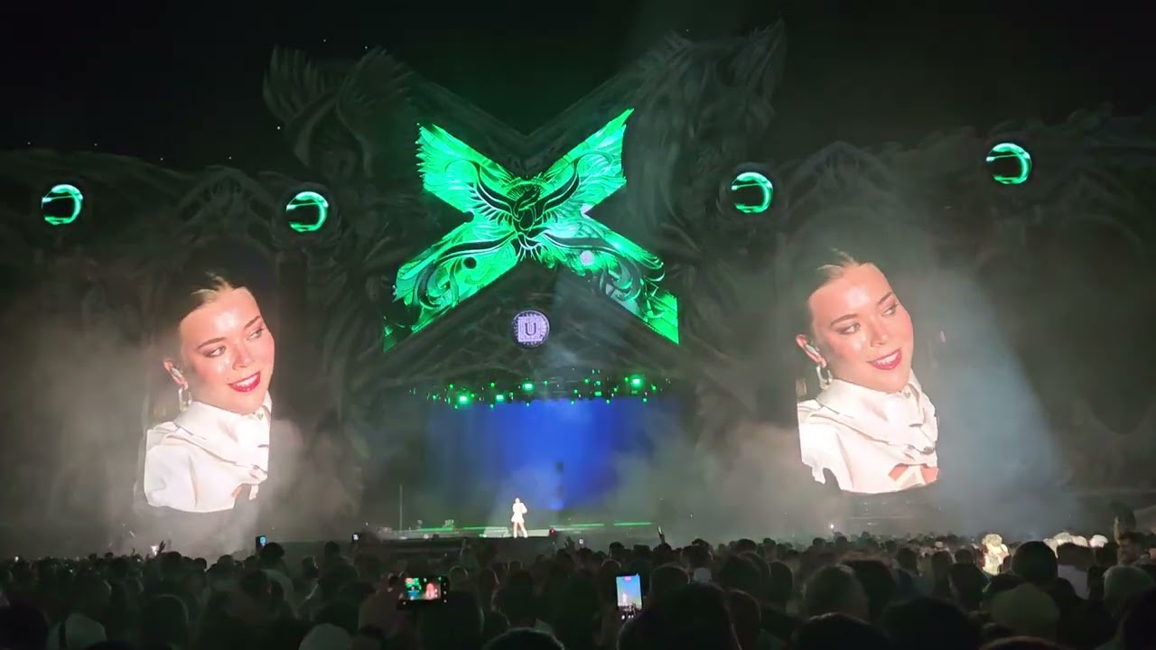 Becky Hill - Untold 2025