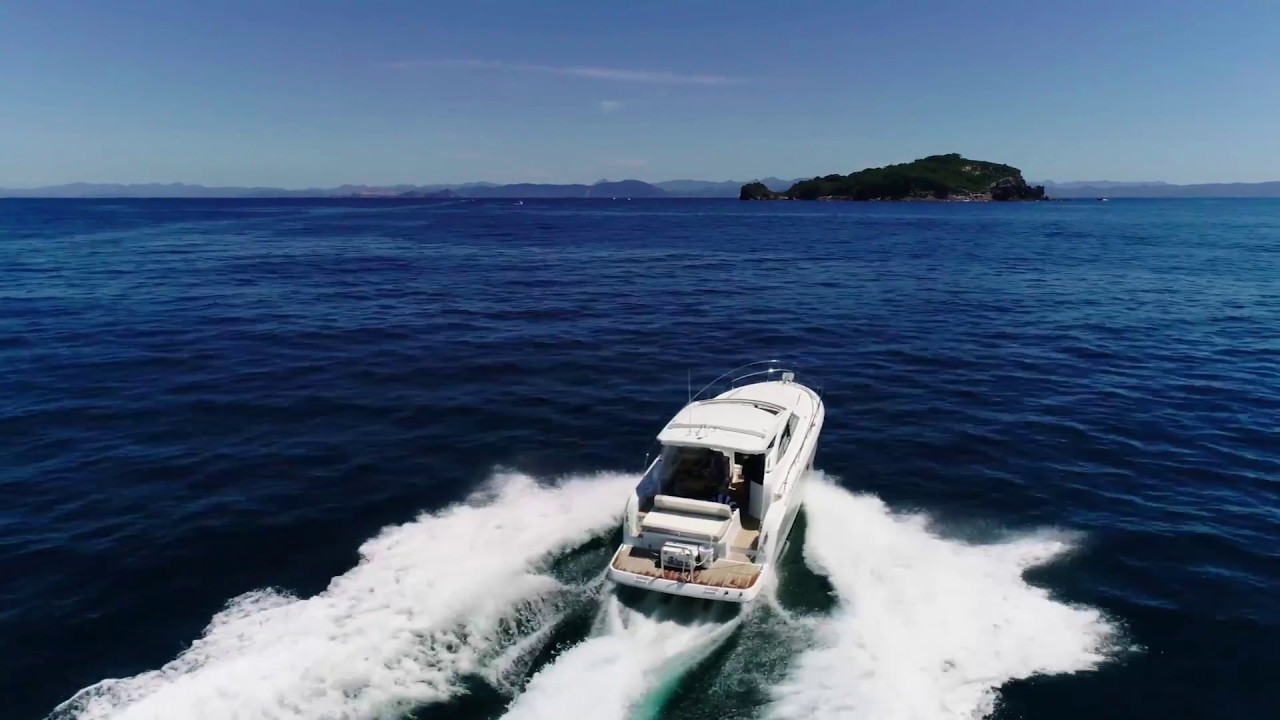 Jeanneau Leader 36 cruising the Alderman Islands, Coromandel, New Zealand