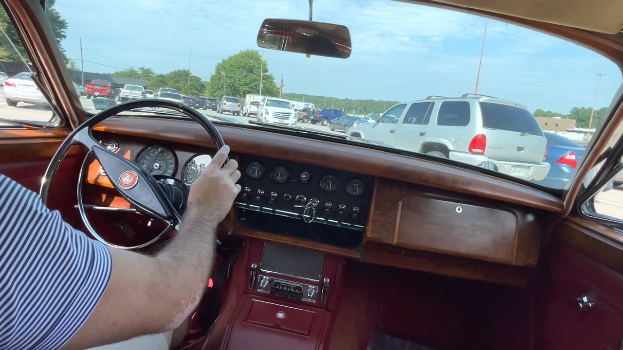 1963 Jaguar Mk II 3.8L Driving Video