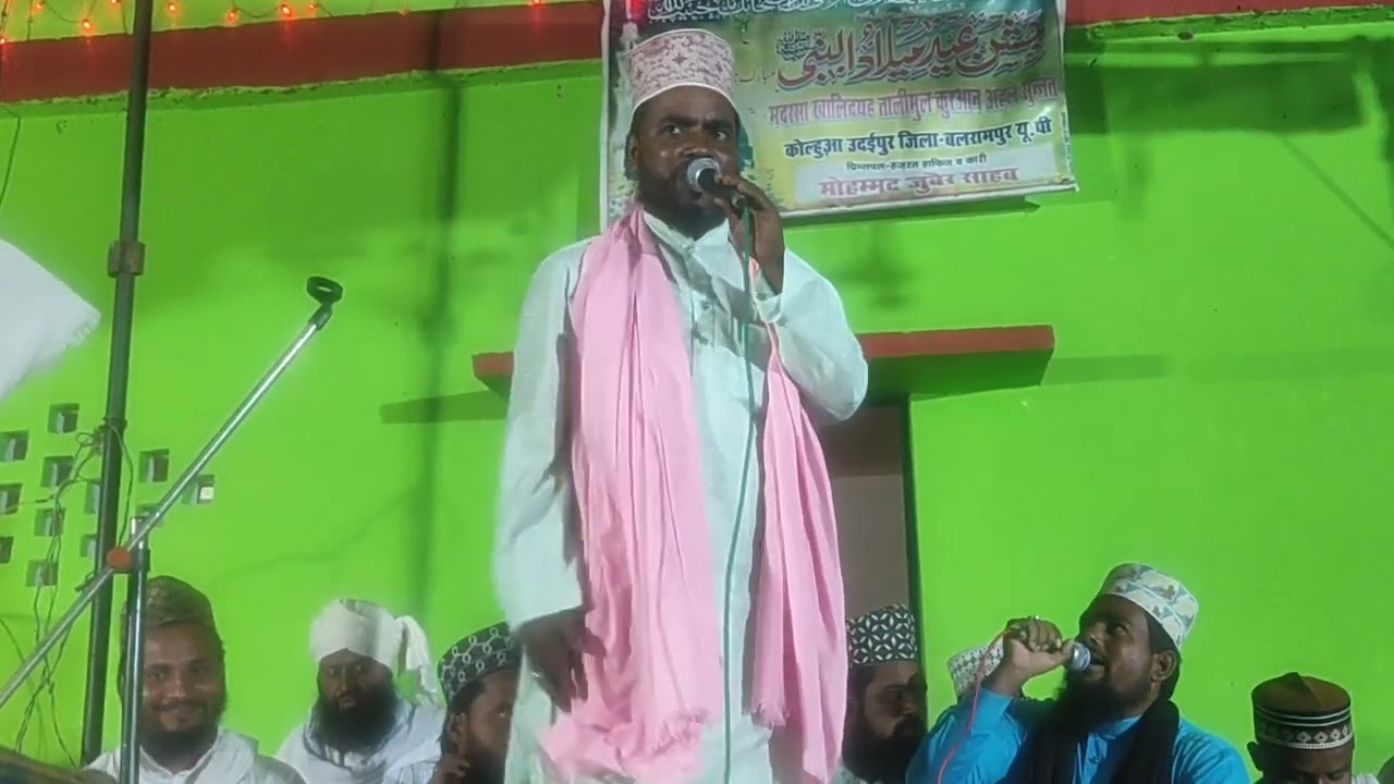 Qari Anwar sonpuri naya Andaaz mein naate Kalam hujur humko bhi taiba bula liya jaaye#naatsharif