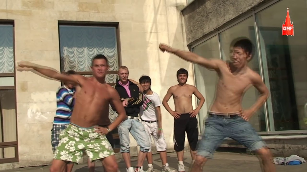 PUNKS ELECTRO: CHRONICLE [version: FULL HD 1080p]